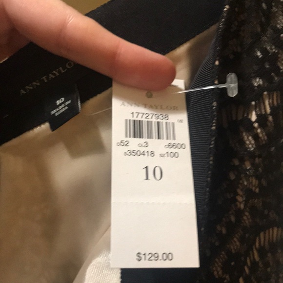 Beautiful Ann Taylor Skirt NWT - Picture 3 of 3